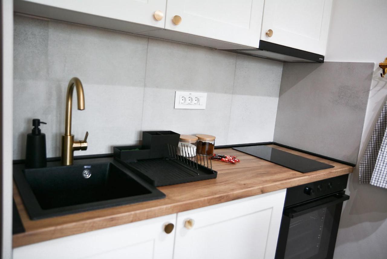 Crown Apartment سوبوتيتْسا المظهر الخارجي الصورة